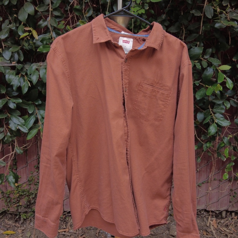 Levis Dress Shirt, Medium, Long-sleeve